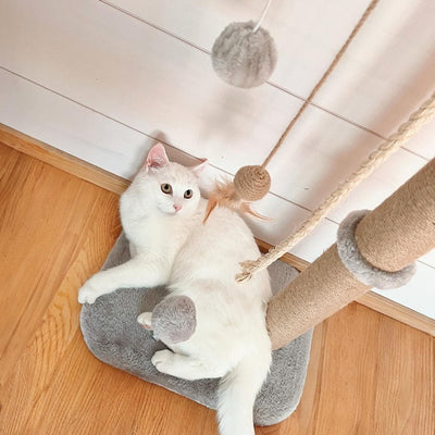 Leos paw Interactive Cat Tree & Scratching Post (New 2023)
